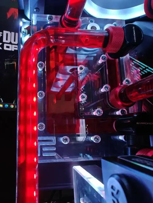 Performa-Level Watercooling - Image 21