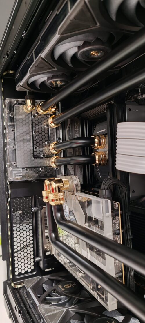 Performa-Level Watercooling - Image 22